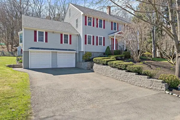 20 Blossom St, Lexington, MA 02421
