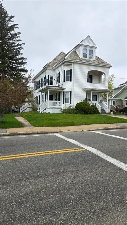 356-358 N Warren Ave, Brockton, MA 02301