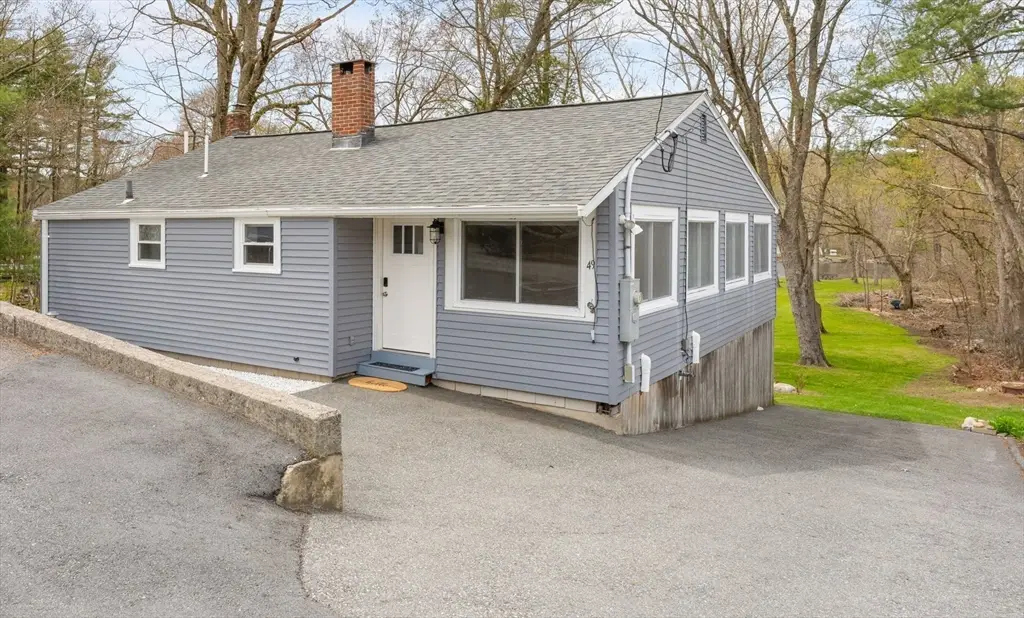 49 Ossamequin Rd, Billerica, MA 01821 - #1