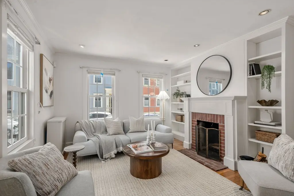 64 Pearl St, Boston, MA 02129 - #1