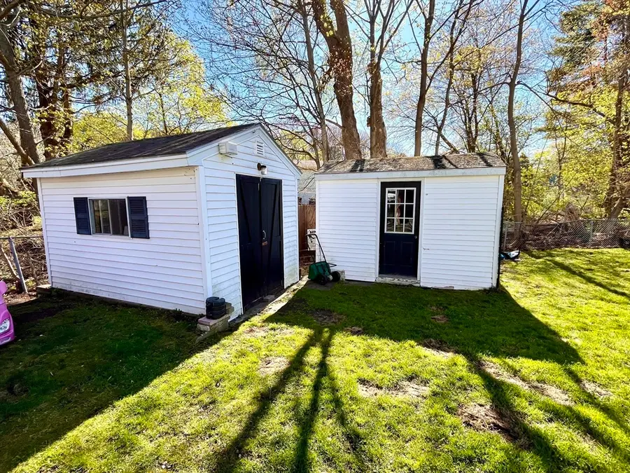 4 Richardson Rd, Hudson, MA 01749 - #3