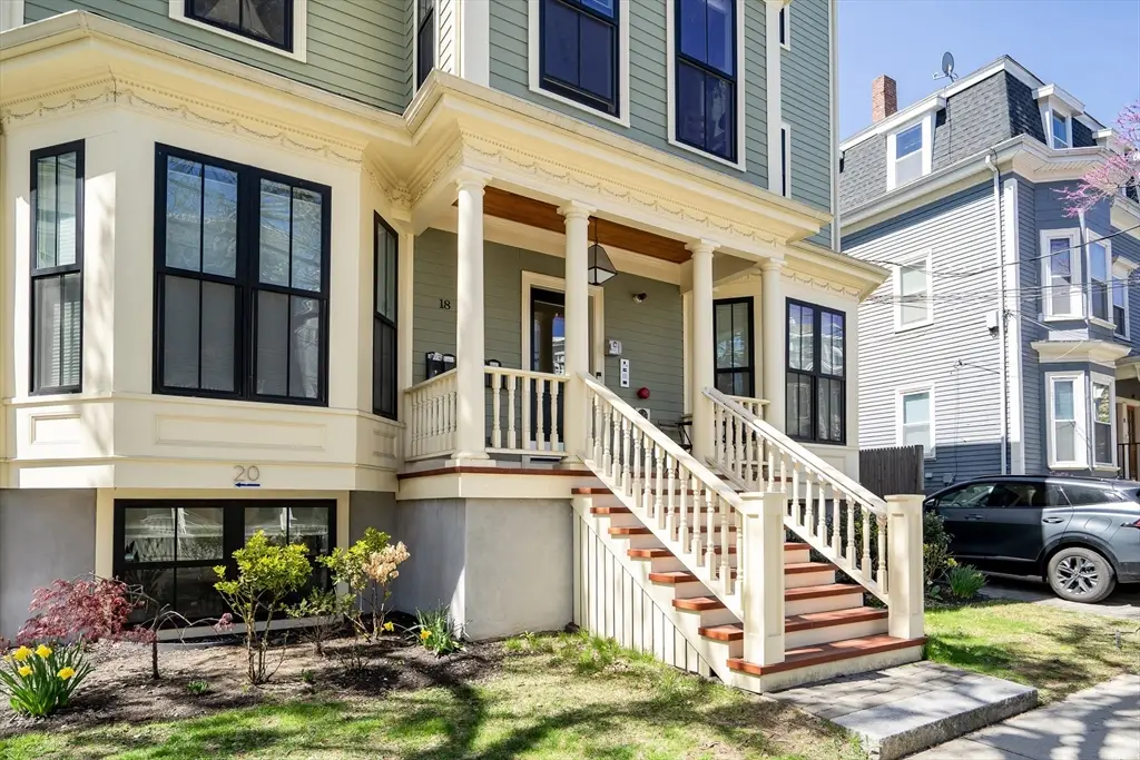 18 Tufts St #4, Cambridge, MA 02139 - #1