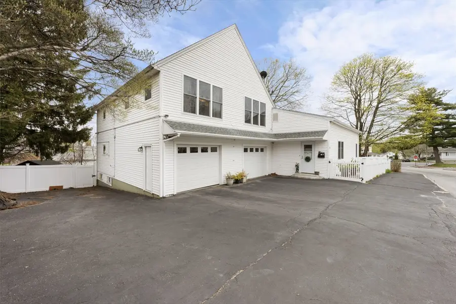 6 Harrington Way, Worcester, MA 01604 - #2