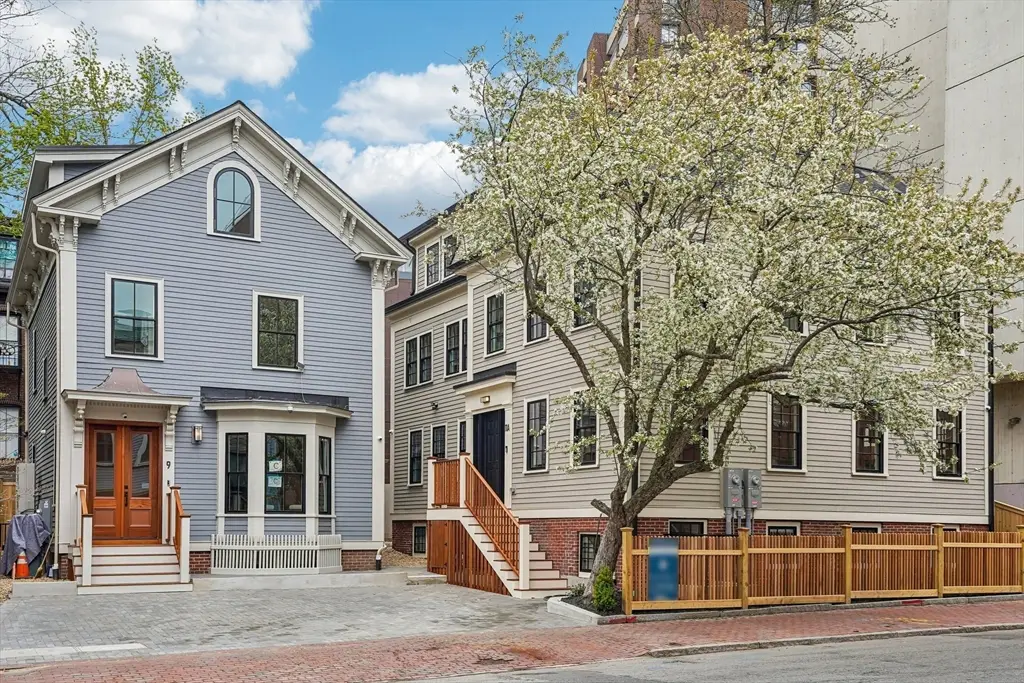 11 Mt Auburn St #A, Cambridge, MA 02138 - #1