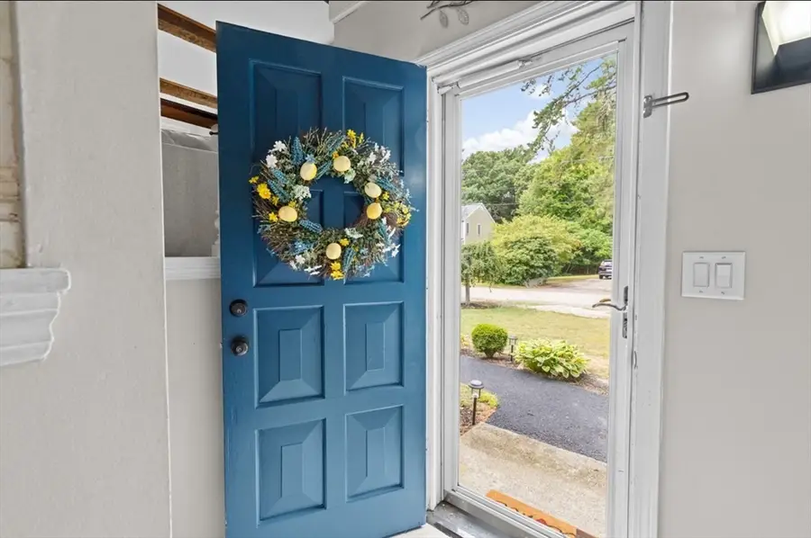36 Mayflower St, Kingston, MA 02364 - #3