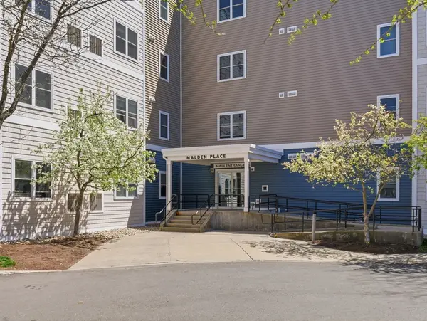 30 Franklin St #427, Malden, MA 02148