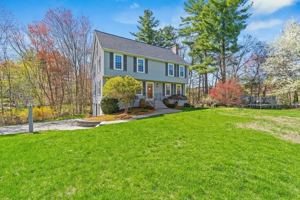 18 Villanova Dr, Westford, MA 01886 - #1