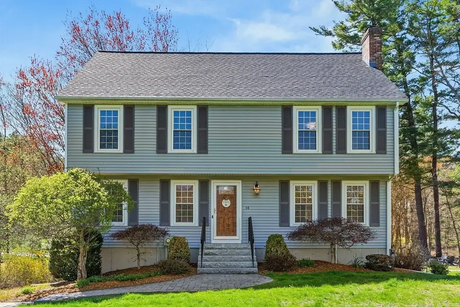 18 Villanova Dr, Westford, MA 01886 - #2