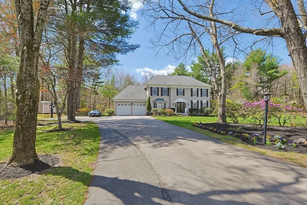 8 Weyman Ln, Sharon, MA 02067 - #1