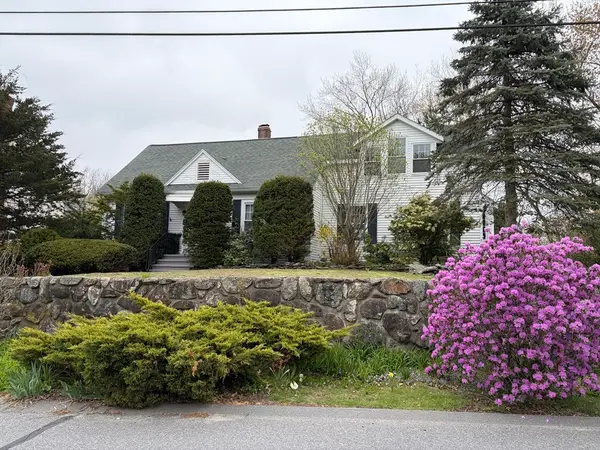 8 Wellington Lane Ave, Lexington, MA 02421