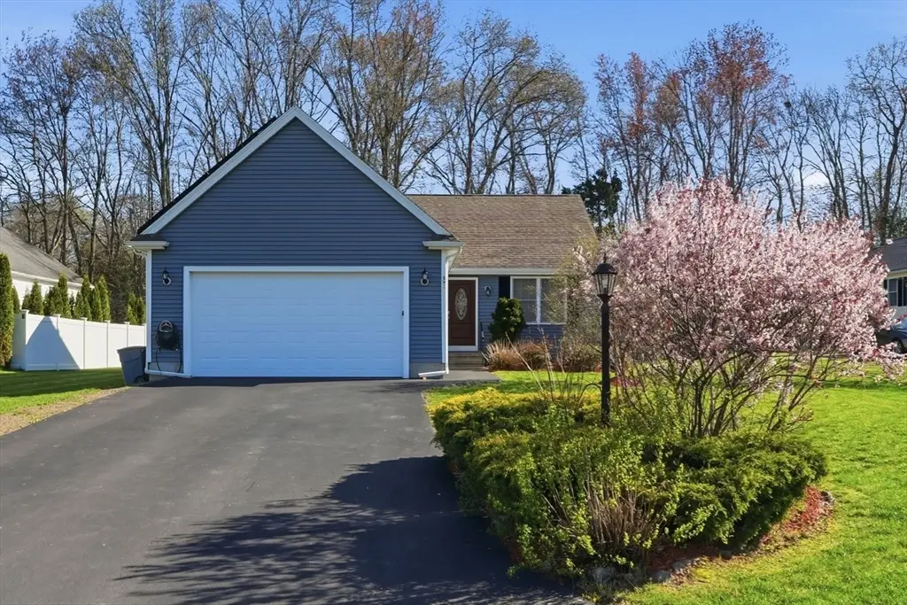 943 Stonegate Lndg, Dighton, MA 02764 - #1