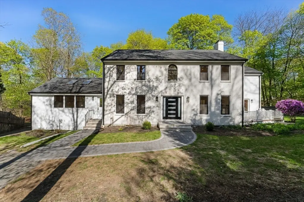 7 Garden Rd, Wellesley, MA 02481 - #1