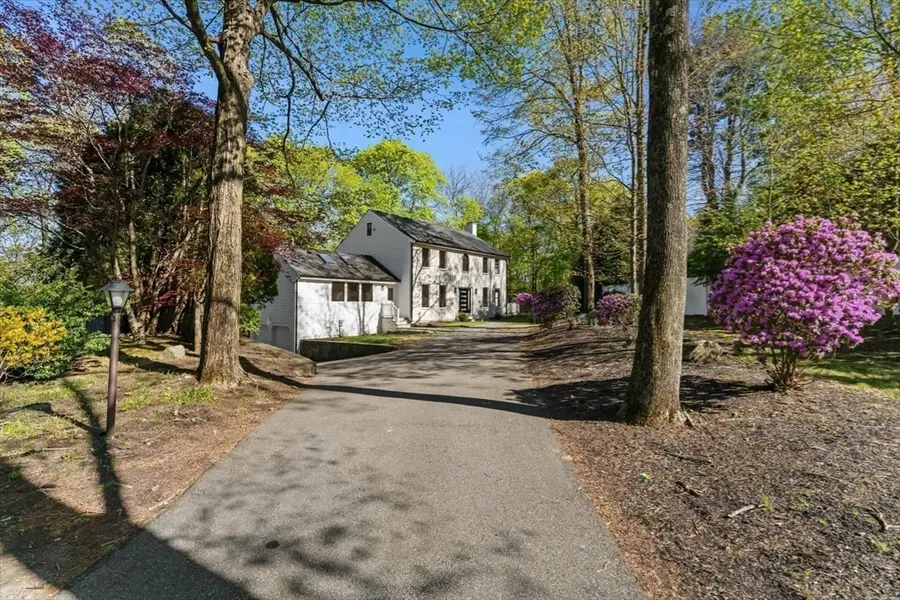 7 Garden Rd, Wellesley, MA 02481 - #2