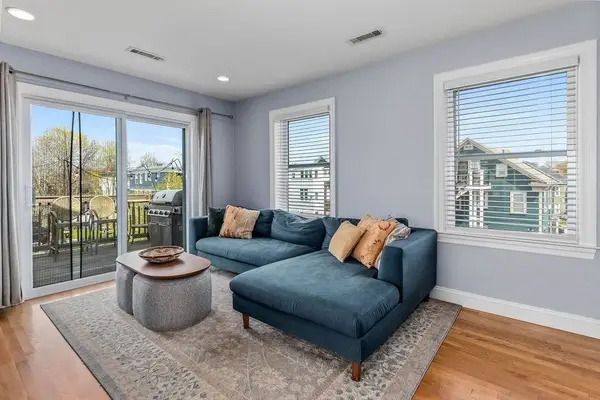 10 Irma St #3, Boston, MA 02124