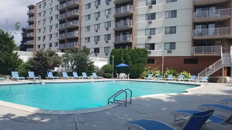 151 Coolidge Ave #105, Watertown, MA 02472 - #2