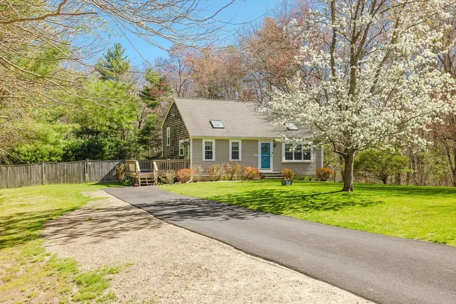 145 Shag Bark Rd, Taunton, MA 02780 - #2