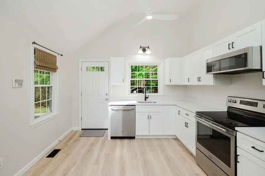 145 Shag Bark Rd, Taunton, MA 02780 - #3