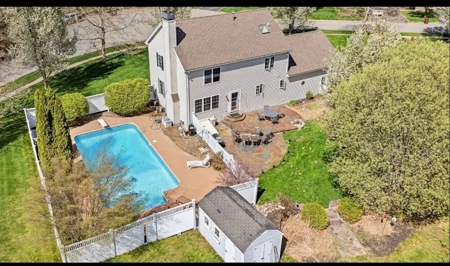 1 Tallowood Ln, Amesbury, MA 01913 - #2