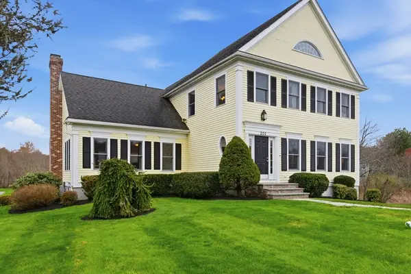 200 Maple, Stow, MA 01775