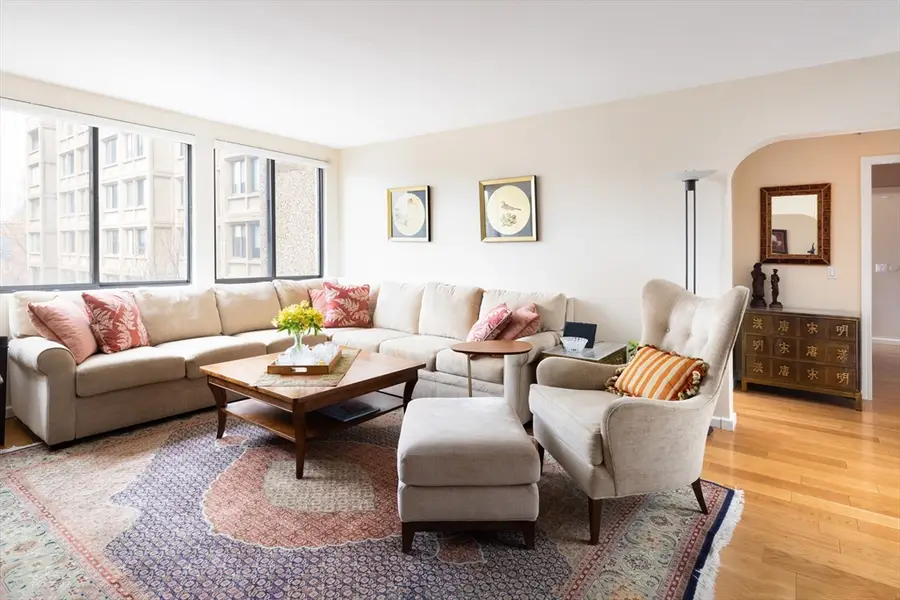 1731 Beacon St #402, Brookline, MA 02445 - #3