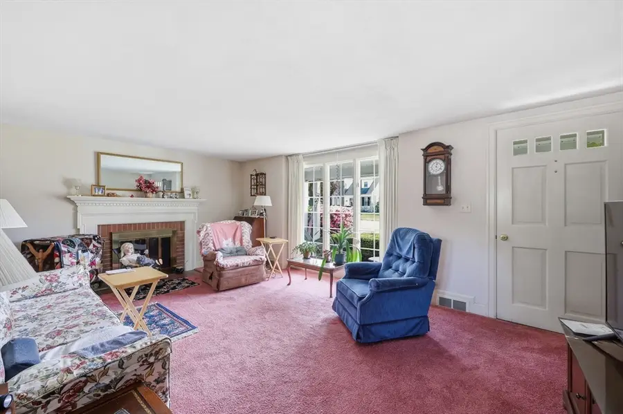 48 Weymouth St, Springfield, MA 01108 - #2