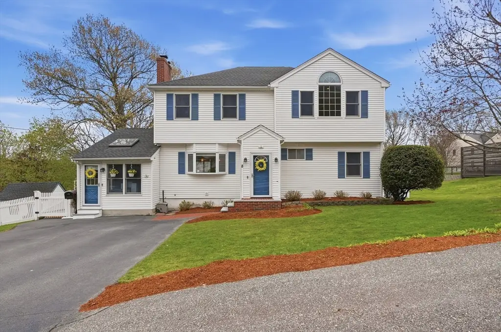8 Harvard Street Extension, Woburn, MA 01801 - #1