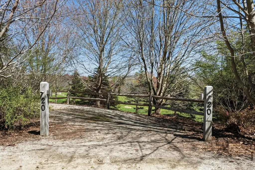 20 Garden St, West Newbury, MA 01985 - #1