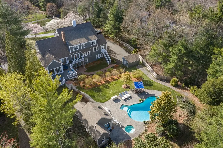 35 Pokanoket Ln, Marshfield, MA 02050 - #2