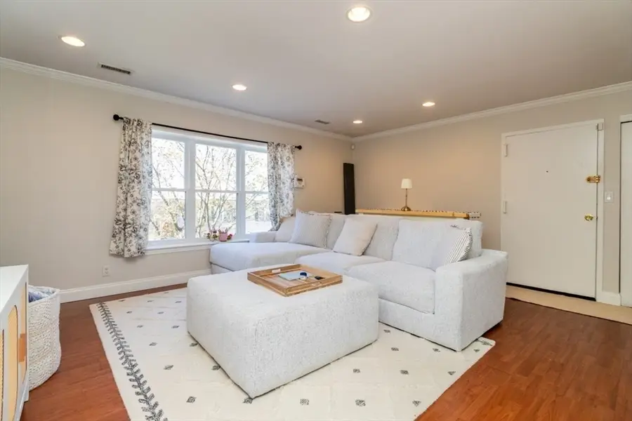 156 Newton St #4, Boston, MA 02135 - #3