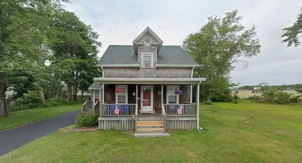9 Summit Ave, Dartmouth, MA 02747 - #1