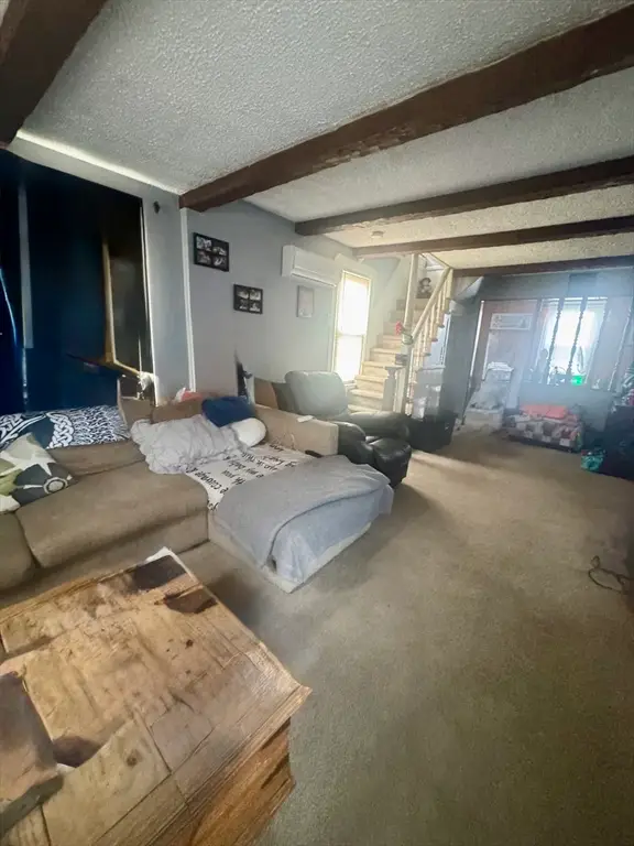 9 Summit Ave, Dartmouth, MA 02747 - #2