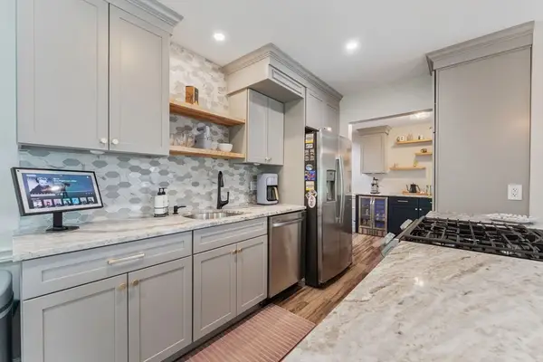 36 N Stone Mill Dr #1224, Dedham, MA 02026