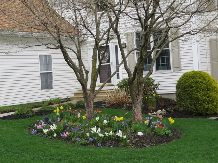 19 Brook Lane #19, Berlin, MA 01503 - #2
