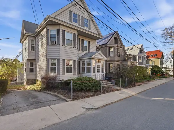 7 Sheldon St, Boston, MA 02131
