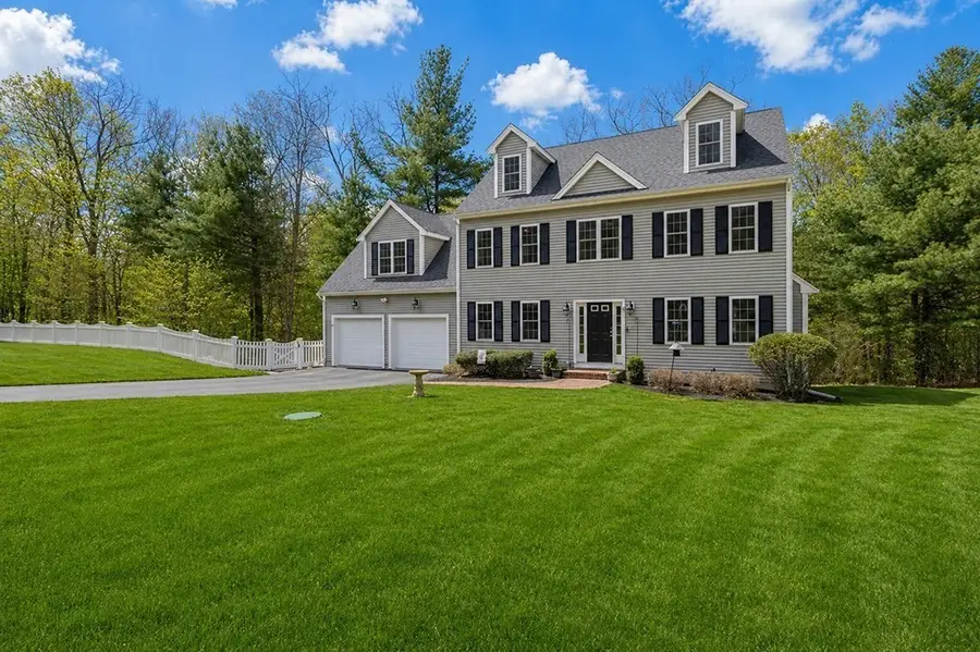 9 Willow Pl, Norfolk, MA 02056 - #2