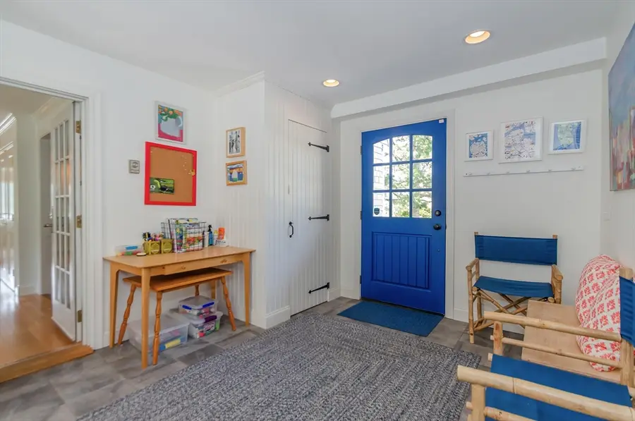 769 Dartmouth St, Dartmouth, MA 02748 - #3