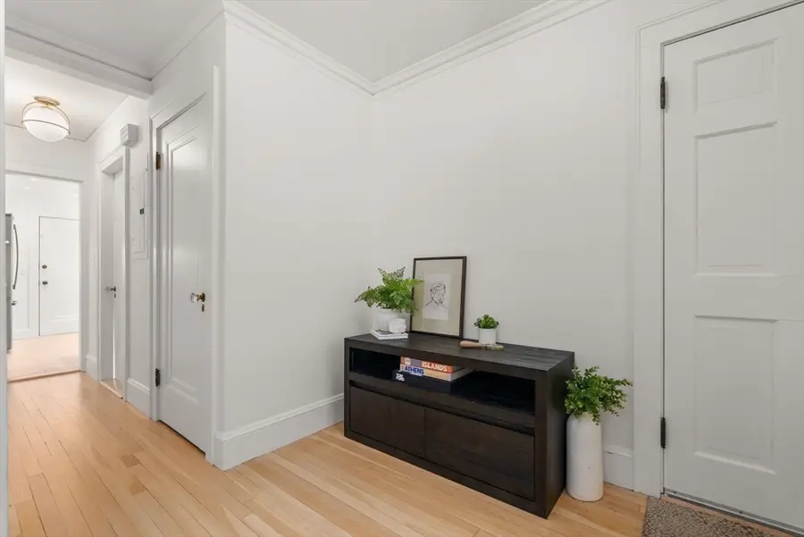 139 Bartlett Ave #1, Belmont, MA 02478 - #3