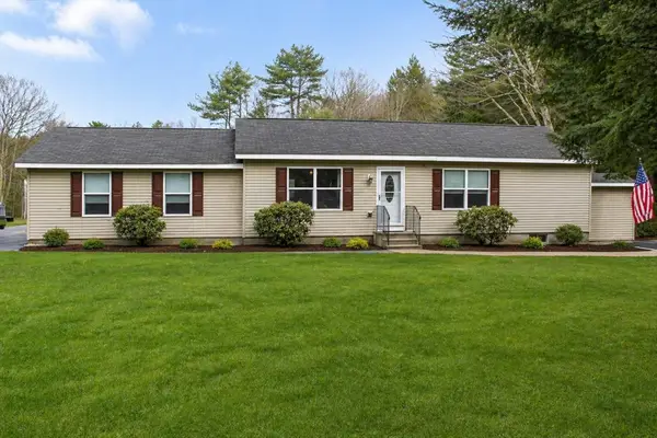 26 Brooks Village Rd, Templeton, MA 01468