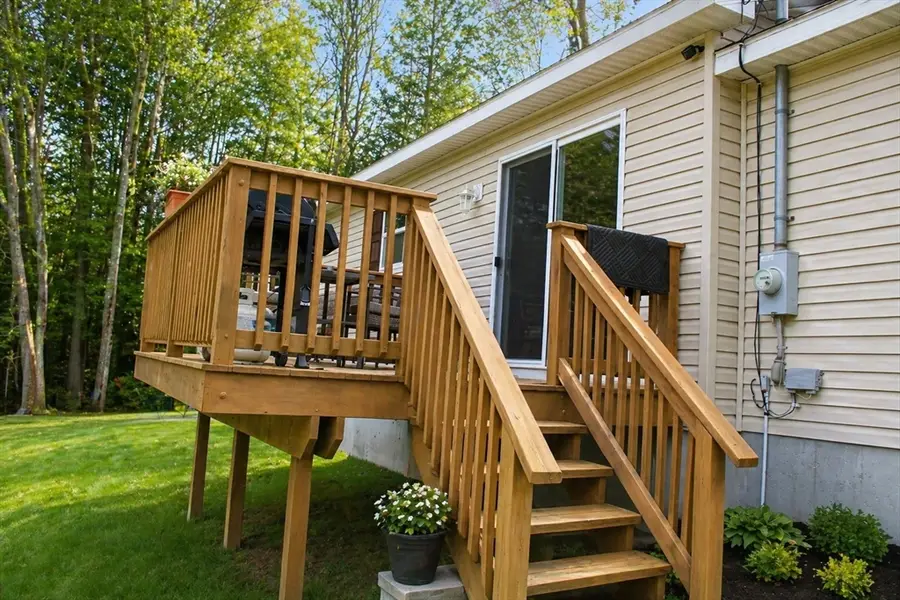 26 Brooks Village Rd, Templeton, MA 01468 - #3