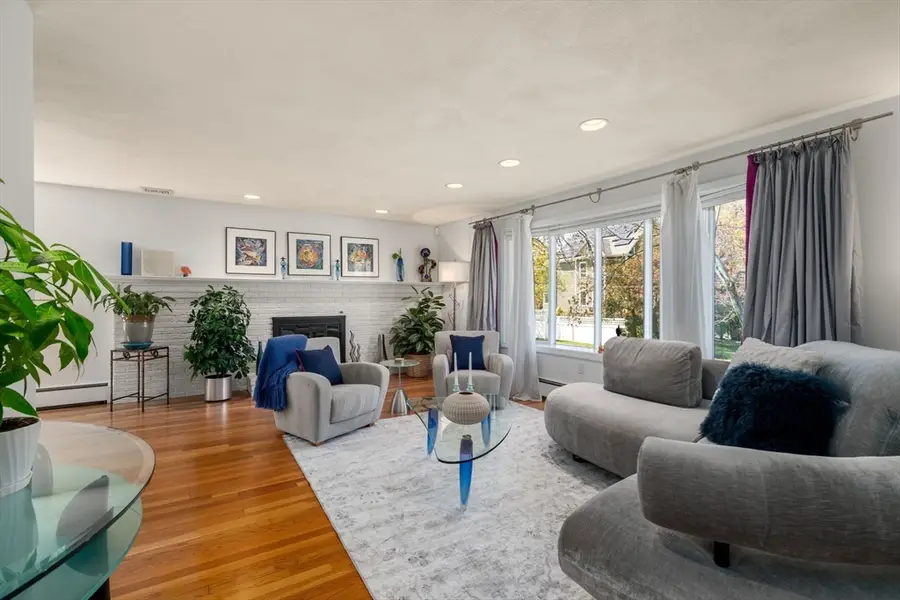 11 Harvard Circle, Needham, MA 02494 - #2