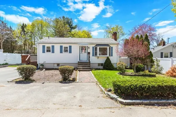 221 Anawan St, Brockton, MA 02302