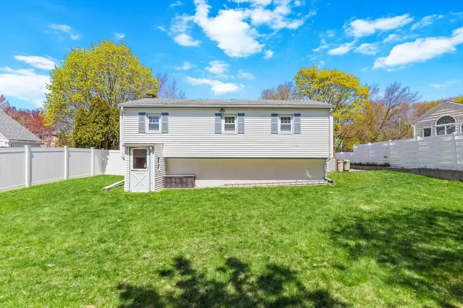 221 Anawan St, Brockton, MA 02302 - #3