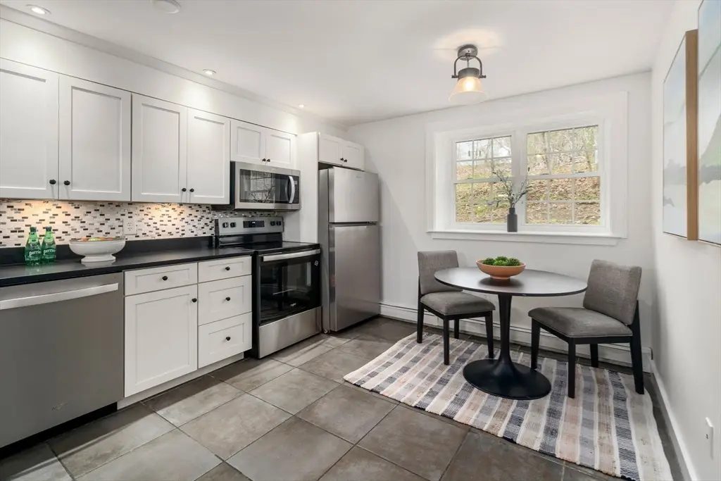 10 Chapel Hill #3, Plymouth, MA 02360 - #1
