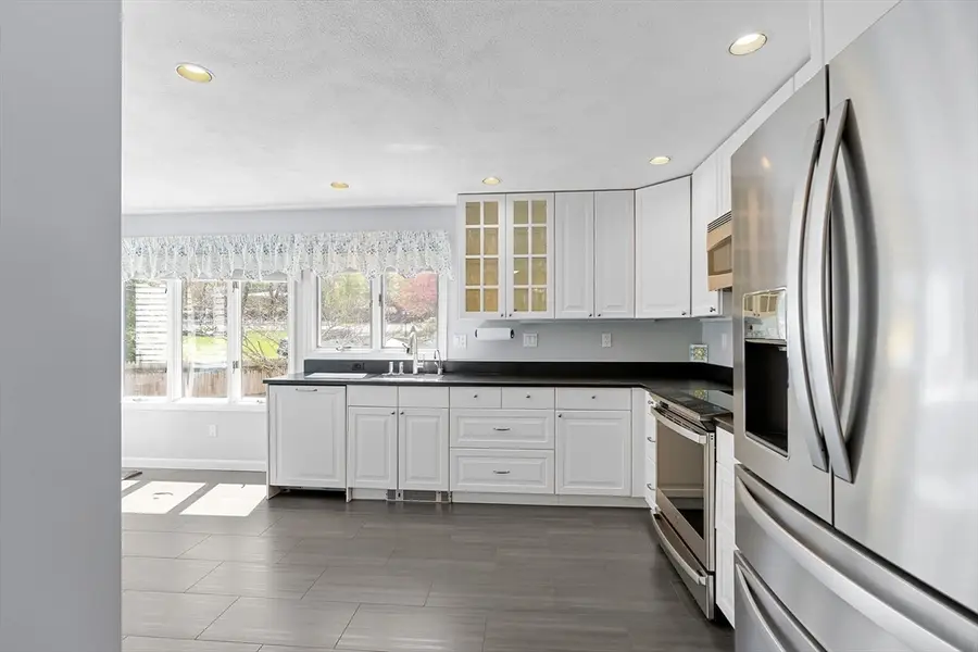 4 Rolling Lane, Natick, MA 01760 - #2