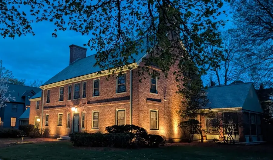 81 William Street, Worcester, MA 01609 - #2