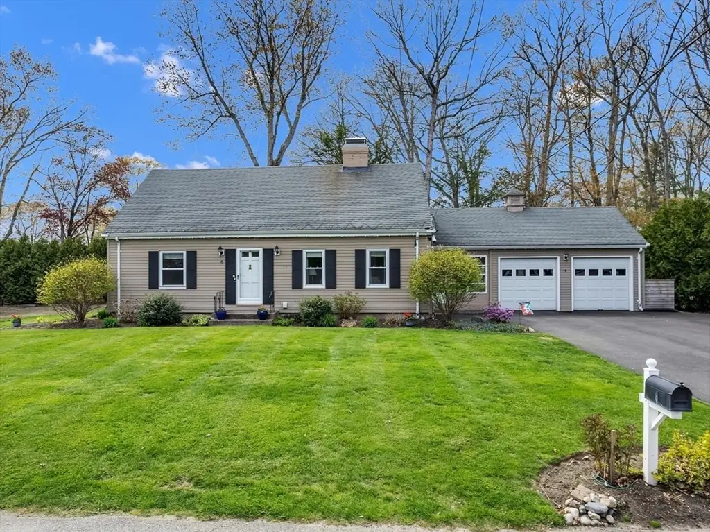 8 Hillside Rd, North Attleboro, MA 02760 - #1