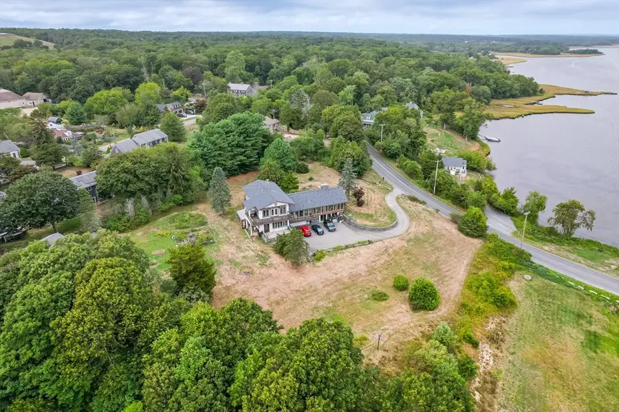 225 Hixbridge Rd, Westport, MA 02790 - #2