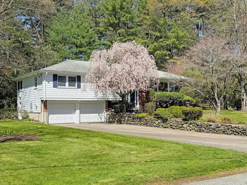 43 Sherburn Cir, Weston, MA 02493 - #1