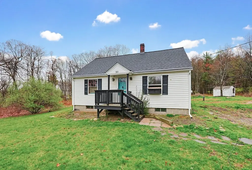 321 Townsend Hill Rd, Townsend, MA 01469 - #1