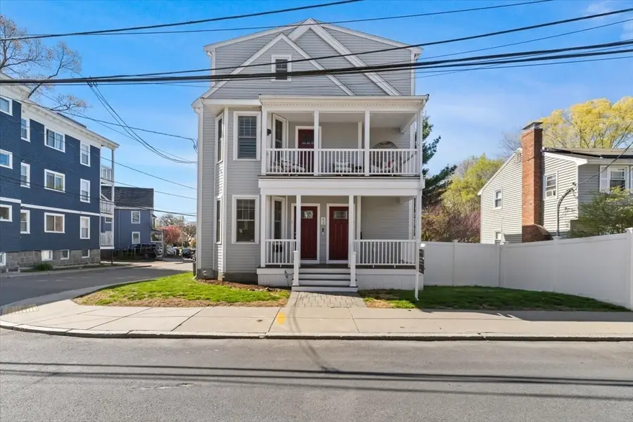 40 Catherine St #1, Boston, MA 02131 - #2